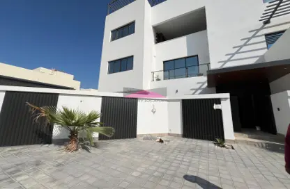 Villa - 7 Bedrooms for sale in Hamala - Northern Governorate