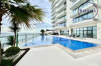 Apartment - 2 Bedrooms - 3 Bathrooms for sale in Reef Island - Capital Governorate