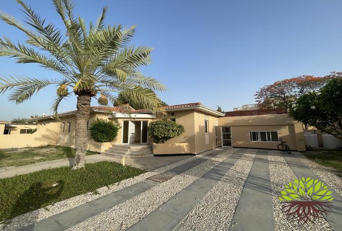 Villa - 4 Bedrooms - 4 Bathrooms for rent in Saar - Northern Governorate