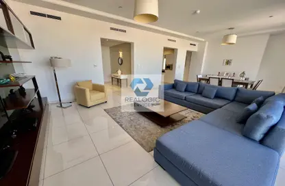 Apartment - 3 Bedrooms - 3 Bathrooms for rent in Seef - Capital Governorate