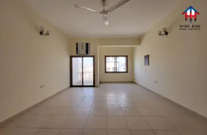 Apartment - 2 Bedrooms - 2 Bathrooms for rent in Hidd - Muharraq Governorate