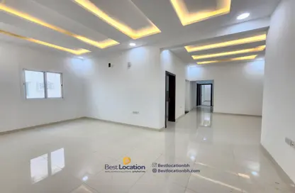 Apartment - 4 Bedrooms - 5 Bathrooms for sale in Jid Ali - Central Governorate