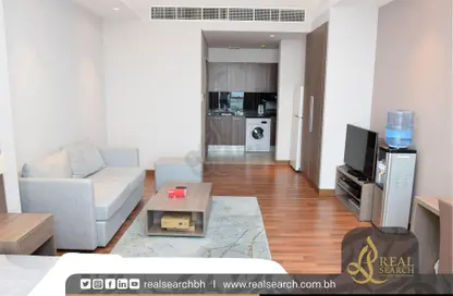 Apartment - Studio - 1 Bathroom for sale in Sanabis - Manama - Capital Governorate