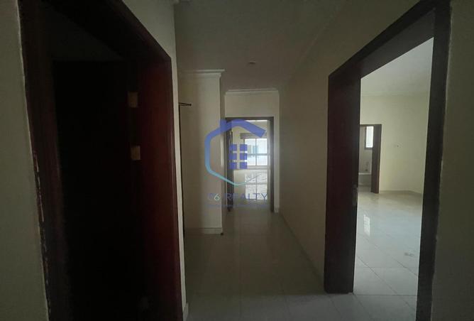 Apartment - 2 Bedrooms - 2 Bathrooms for rent in Hidd - Muharraq Governorate