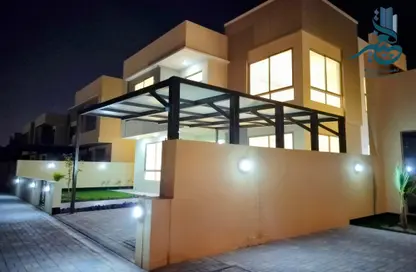 Villa - 4 Bedrooms - 5 Bathrooms for rent in Janabiya - Northern Governorate