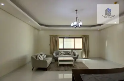 Apartment - 2 Bedrooms - 3 Bathrooms for rent in Al Burhama - Manama - Capital Governorate