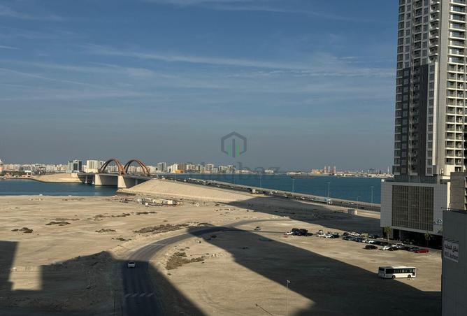 Apartment - 3 Bedrooms - 4 Bathrooms for rent in Al Juffair - Capital Governorate