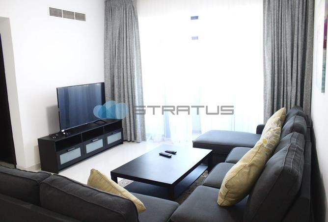 Apartment - 2 Bedrooms - 2 Bathrooms for rent in Al Juffair - Capital Governorate