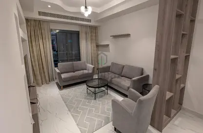 Apartment - 2 Bedrooms - 2 Bathrooms for rent in Busaiteen - Muharraq Governorate