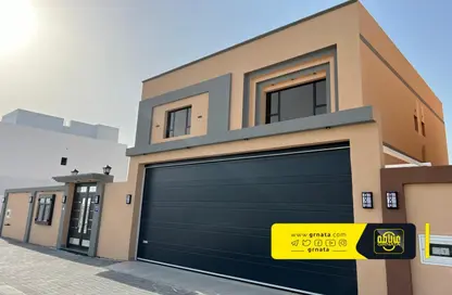 Villa - 5 Bedrooms - 7 Bathrooms for sale in Hidd - Muharraq Governorate