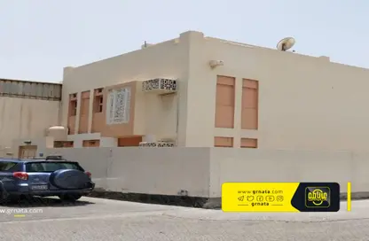 Villa - 2 Bedrooms - 3 Bathrooms for sale in Riffa - Southern Governorate