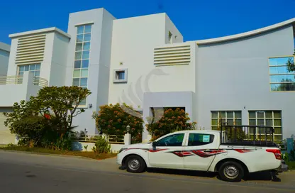 Villa - 5 Bedrooms - 7 Bathrooms for rent in Riffa Views - Riffa - Southern Governorate