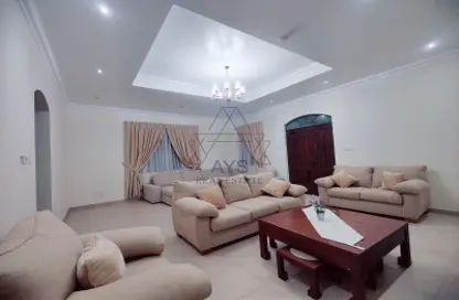 Villa - 3 Bedrooms - 4 Bathrooms for rent in Busaiteen - Muharraq Governorate