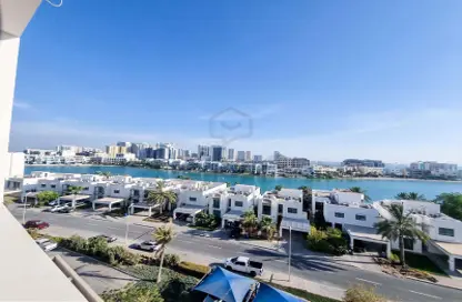 Duplex - 3 Bedrooms - 3 Bathrooms for sale in Tala Island - Amwaj Islands - Muharraq Governorate