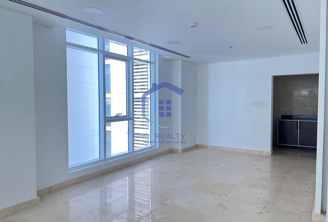 Office Space - Studio - 2 Bathrooms for rent in Seef - Capital Governorate