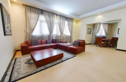 Apartment - 2 Bedrooms - 3 Bathrooms for rent in Exhibition Road - Hoora - Capital Governorate