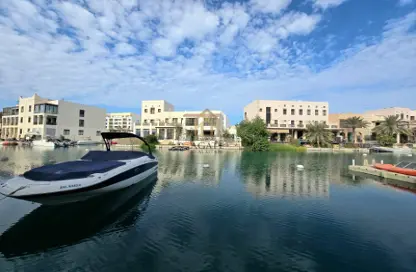 Villa - 2 Bedrooms - 3 Bathrooms for sale in Al Marsa Floating City - Amwaj Islands - Muharraq Governorate