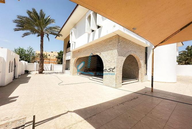 Villa - 5 Bedrooms - 6 Bathrooms for sale in Riffa Al Sharqi - Riffa - Southern Governorate