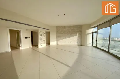 Apartment - 2 Bedrooms - 3 Bathrooms for sale in Sanabis - Manama - Capital Governorate