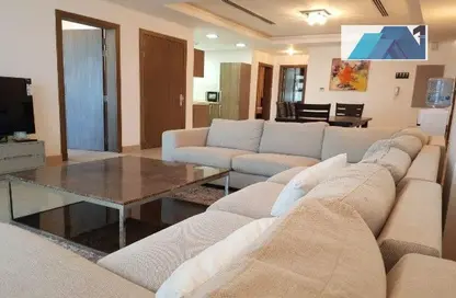 Apartment - 2 Bedrooms - 2 Bathrooms for rent in Amwaj Marina - Amwaj Islands - Muharraq Governorate