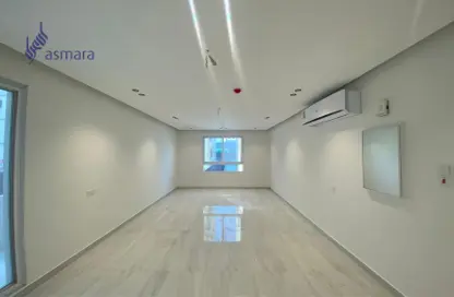 Apartment - 4 Bedrooms - 4 Bathrooms for sale in Hidd - Muharraq Governorate