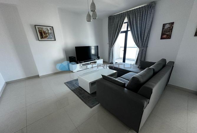 Apartment - 2 Bedrooms - 2 Bathrooms for rent in Al Juffair - Capital Governorate