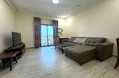 Apartment - 1 Bedroom - 2 Bathrooms for rent in Busaiteen - Muharraq Governorate