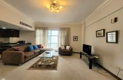 Apartment - 2 Bedrooms - 3 Bathrooms for rent in Seef - Capital Governorate