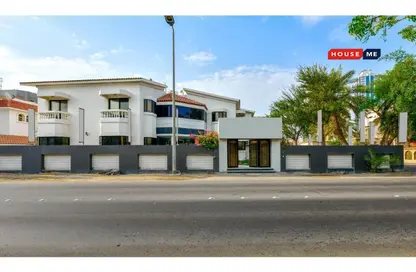 Villa - 4 Bathrooms for rent in Mahooz - Manama - Capital Governorate