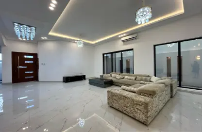 Villa - 3 Bedrooms - 4 Bathrooms for rent in Galali - Muharraq Governorate