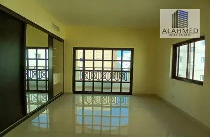 Apartment - 3 Bedrooms - 2 Bathrooms for rent in Zinj - Manama - Capital Governorate