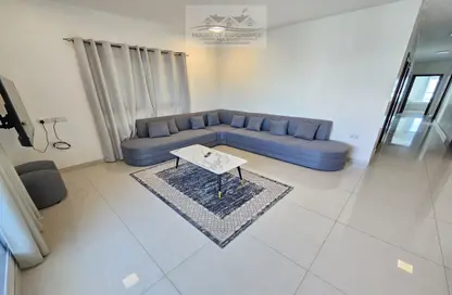 Apartment - 3 Bedrooms - 4 Bathrooms for rent in Hidd - Muharraq Governorate