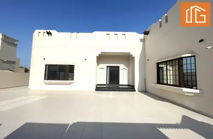 Villa - 4 Bedrooms - 5 Bathrooms for sale in Saraya 2 - Bu Quwah - Northern Governorate