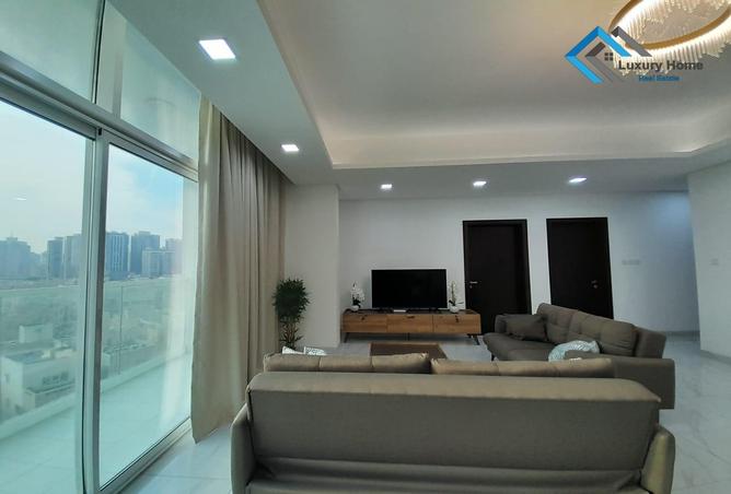 Apartment - 2 Bedrooms - 2 Bathrooms for rent in Al Juffair - Capital Governorate