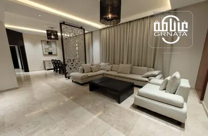 Apartment - 2 Bedrooms - 2 Bathrooms for rent in Al Juffair - Capital Governorate