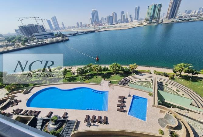 Apartment - 2 Bedrooms - 2 Bathrooms for rent in Reef Island - Capital Governorate