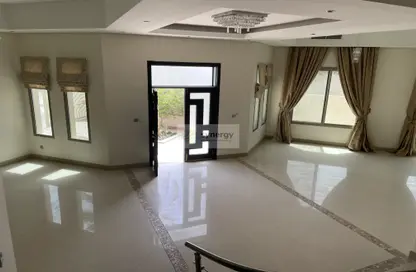 Compound - 4 Bedrooms - 4 Bathrooms for rent in Saar - Northern Governorate