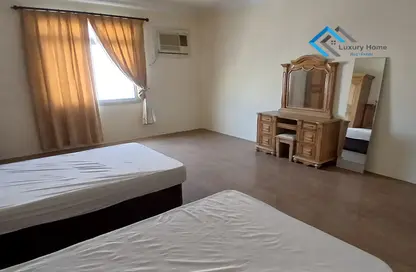 Apartment - 3 Bedrooms - 2 Bathrooms for rent in Riffa - Southern Governorate