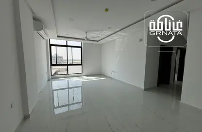 Apartment - 2 Bedrooms - 2 Bathrooms for rent in Saraya 2 - Bu Quwah - Northern Governorate