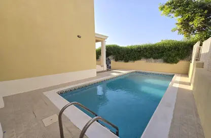 Villa - 5 Bedrooms - 4 Bathrooms for rent in Saar - Northern Governorate