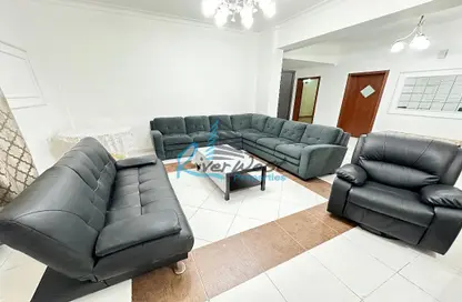 Apartment - 3 Bedrooms - 3 Bathrooms for sale in Busaiteen - Muharraq Governorate