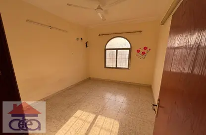 Apartment - 2 Bedrooms - 2 Bathrooms for rent in Salmaniya - Manama - Capital Governorate