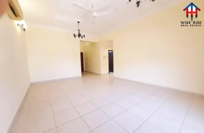 Apartment - 2 Bedrooms - 2 Bathrooms for rent in Al Burhama - Manama - Capital Governorate