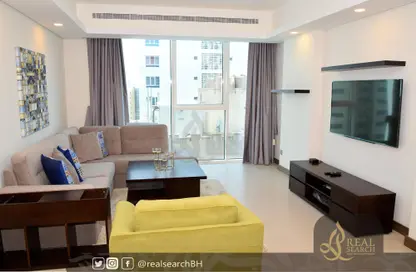 Apartment - 3 Bedrooms - 3 Bathrooms for rent in Busaiteen - Muharraq Governorate