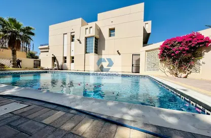 Villa - 5 Bedrooms - 5 Bathrooms for rent in Janabiya - Northern Governorate