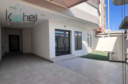 Villa - 5 Bedrooms - 5 Bathrooms for sale in Tubli - Central Governorate