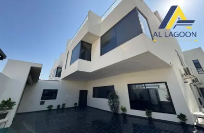 Villa - 4 Bedrooms - 5 Bathrooms for sale in Saar - Northern Governorate