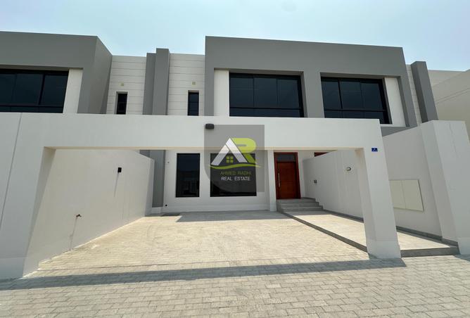 Villa - 3 Bedrooms - 5 Bathrooms for rent in Adliya - Manama - Capital Governorate