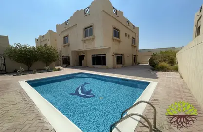 Villa - 4 Bedrooms - 5 Bathrooms for rent in Saar - Northern Governorate