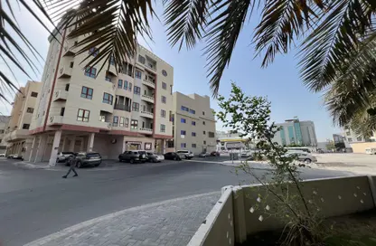 Apartment - 2 Bedrooms - 2 Bathrooms for rent in Adliya - Manama - Capital Governorate